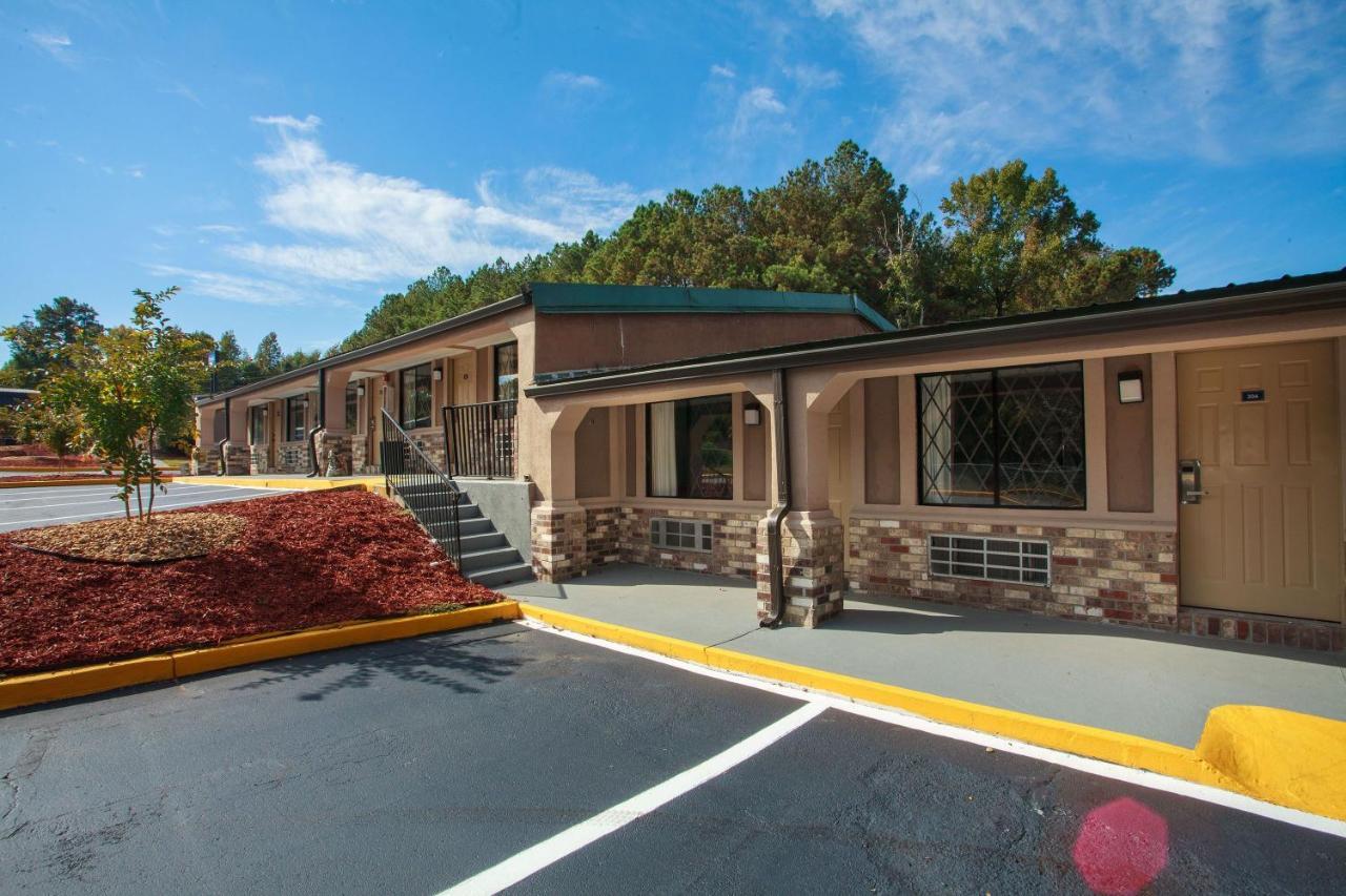 Travelodge By Wyndham Macon West Exterior foto
