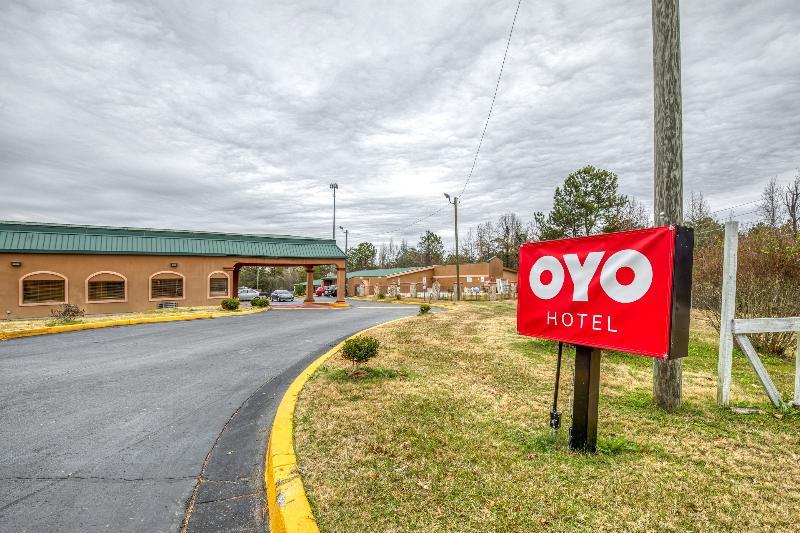 Travelodge By Wyndham Macon West Exterior foto